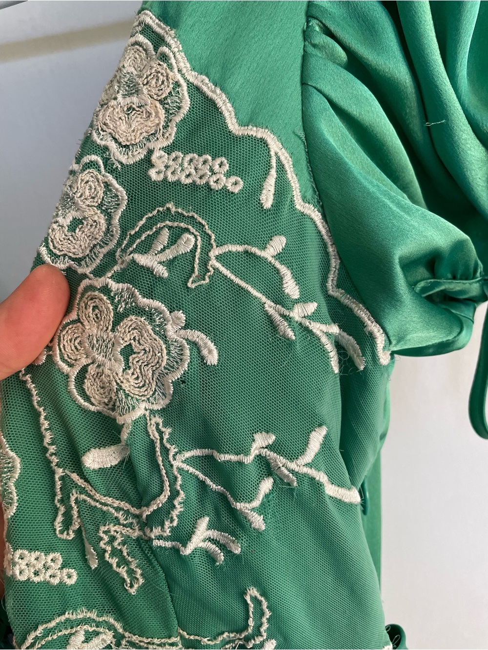 Free People Cooper Maxi Dress Green Lace Satin Embroidery Womens V Neck Size 6 - Picture 6 of 15